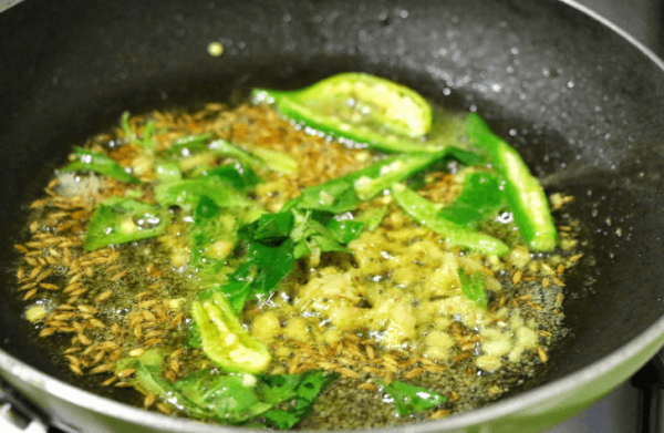 Fry Methi, Green chili