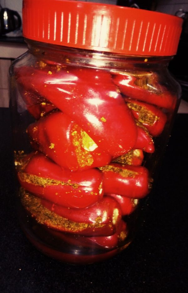 Pour the chilies in jar