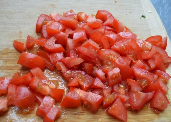 chopped tomatoes