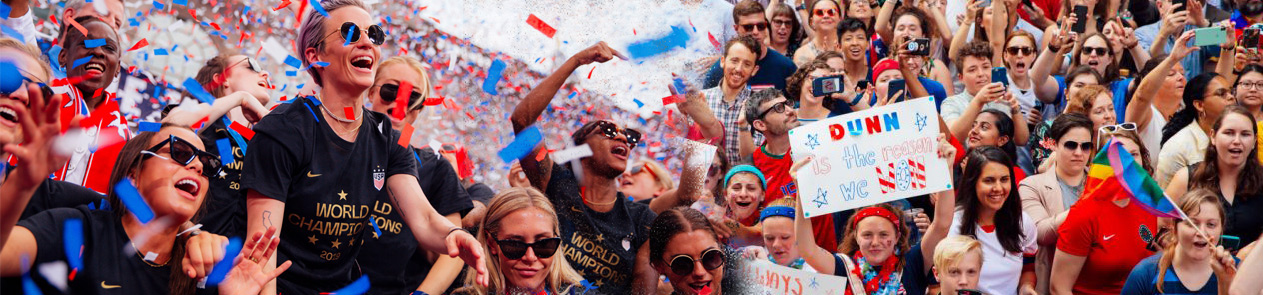 Ticker-Tape-Parade,-New-York-Equal-wages-for-women