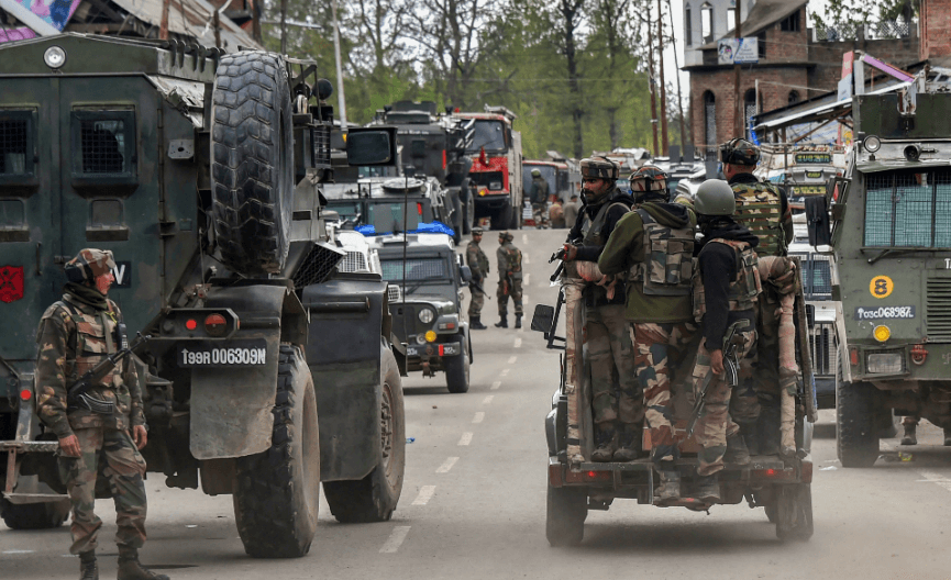 Troops deployed in Kashmir