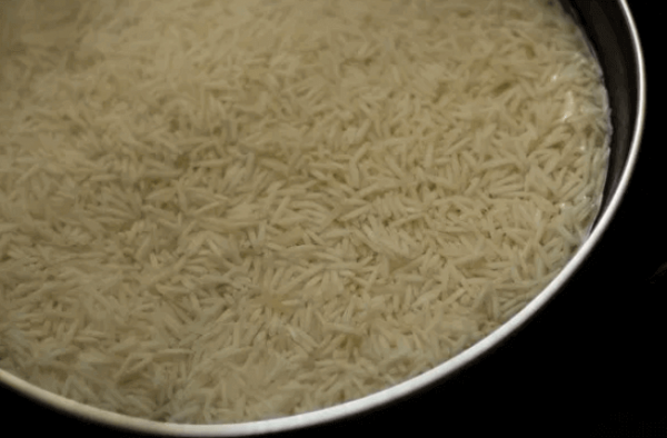 1. Soak Rice
