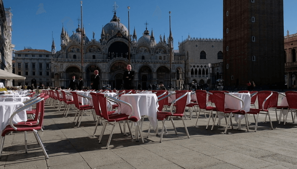 Closed Restaurants in Italy