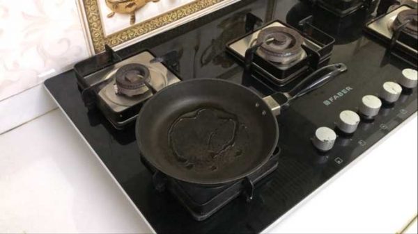 Heat Pan & Add Oil